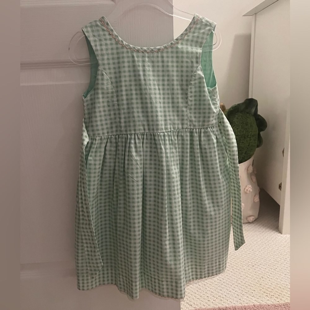 Checkered dress with bow tie in back